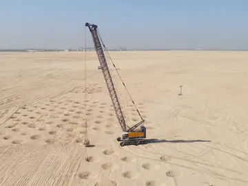 Gru a ciclo di lavoro BAUER MC 96